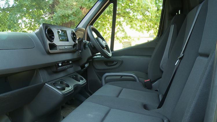 MERCEDES-BENZ SPRINTER 315CDI L2 DIESEL RWD 3.5t H2 Pro Van